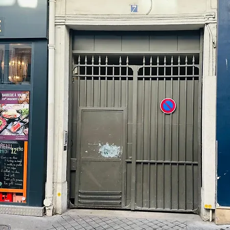 Appartamento Champs Elysees Ponthieu